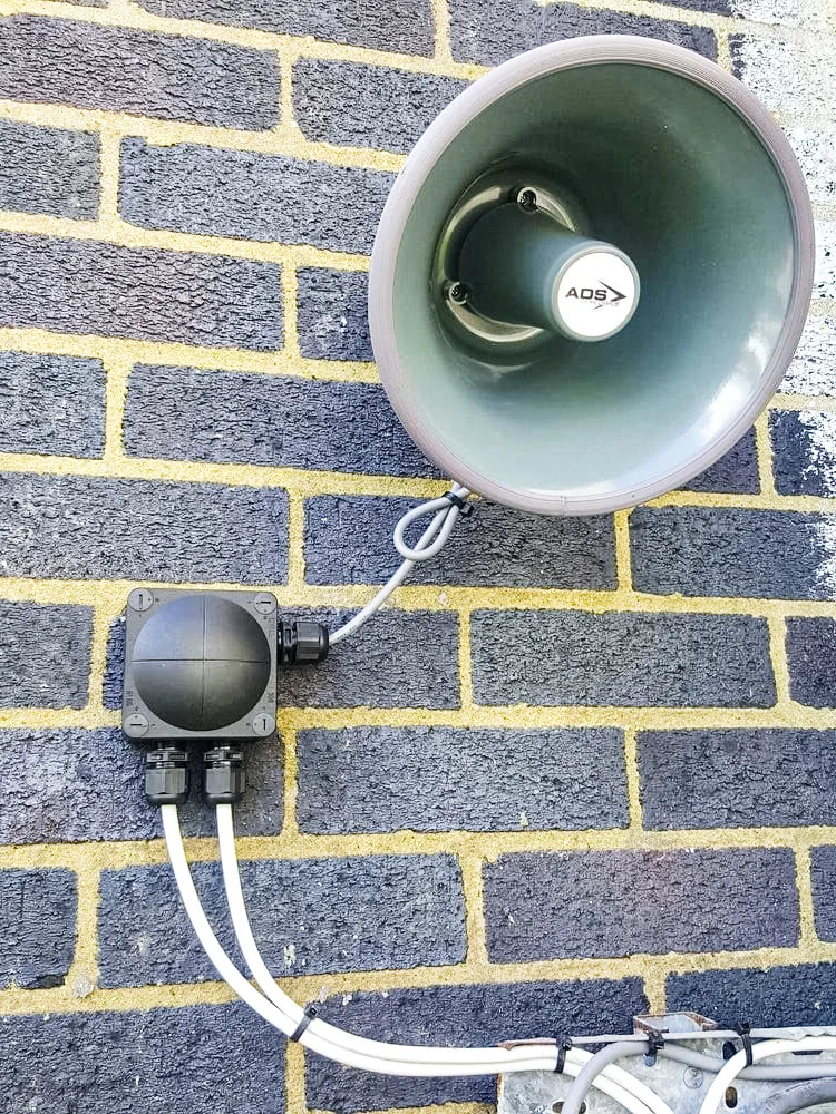 Connected external system with protected cabling